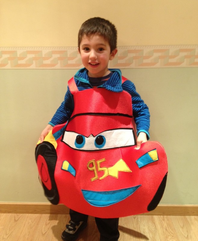 Disfraz de coche de carreras