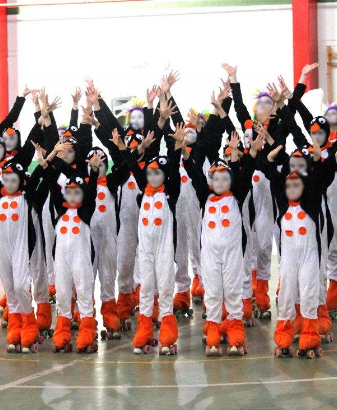 grupo de patinaje artistico de Calatorao.